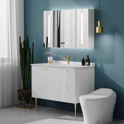 Шкафы Bathroom ширины 23.6in 47.2in твердые деревянные отразили водоустойчивое