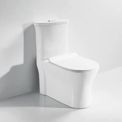 Форма диаманта зеленых керамических туалетов Bathrooms Washdown квадратная